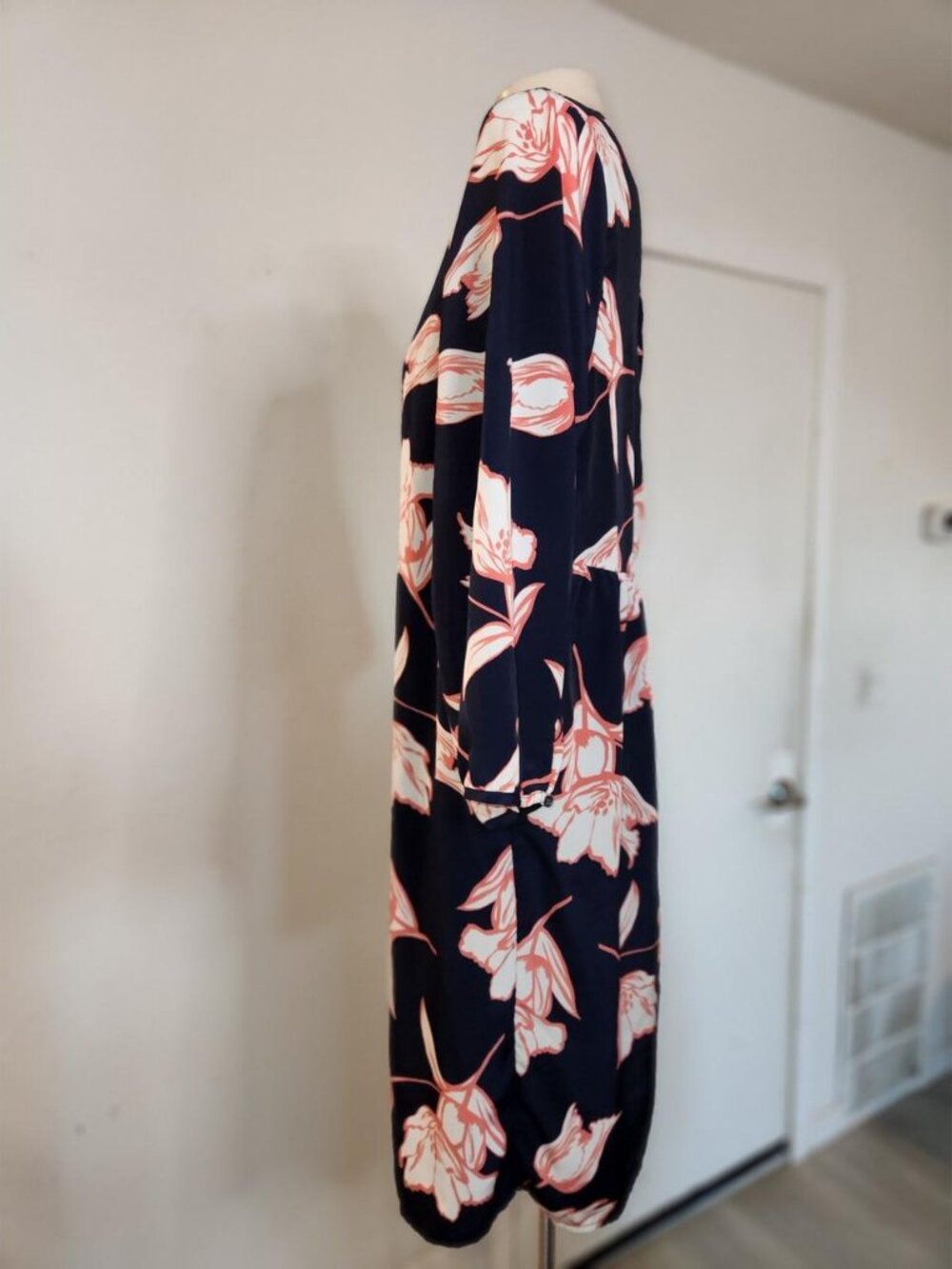 Navy Blue Pink Floral Tulip